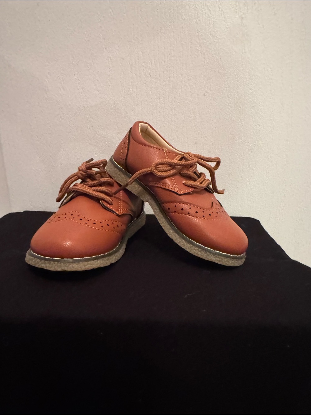 Kids Classic Wingtip Dress Oxfords in Tan